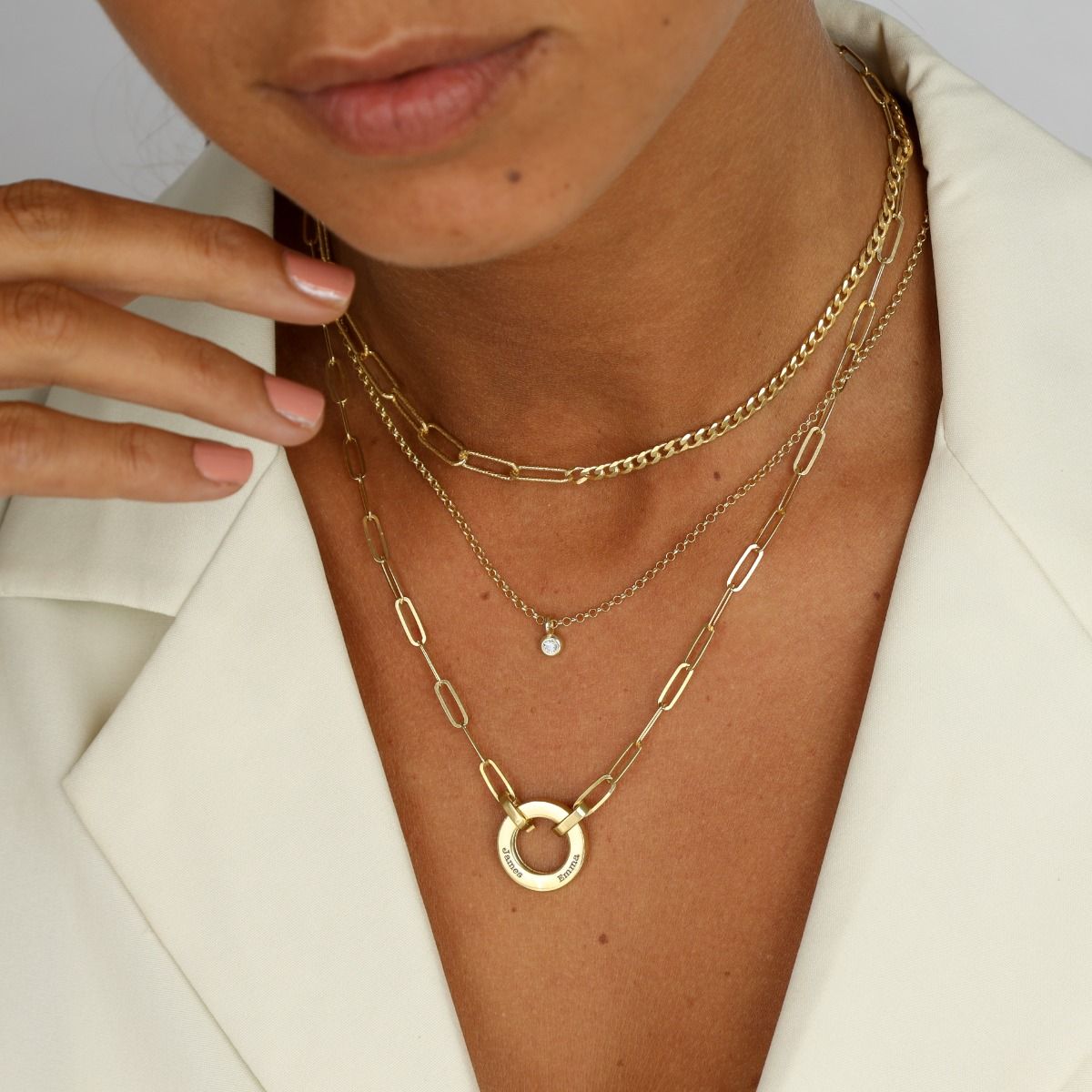 Link chain store name necklace